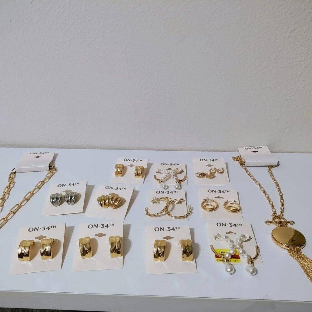 ON:34TH Jewelry Lot – Earrings & Necklaces – Gold Tone & Pearl Styles – New